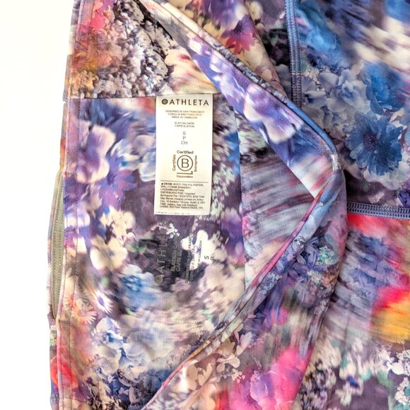 Athleta Elation Capri in Renewed Bloom Chrome Blue, Size Small - Picture 6 of 7